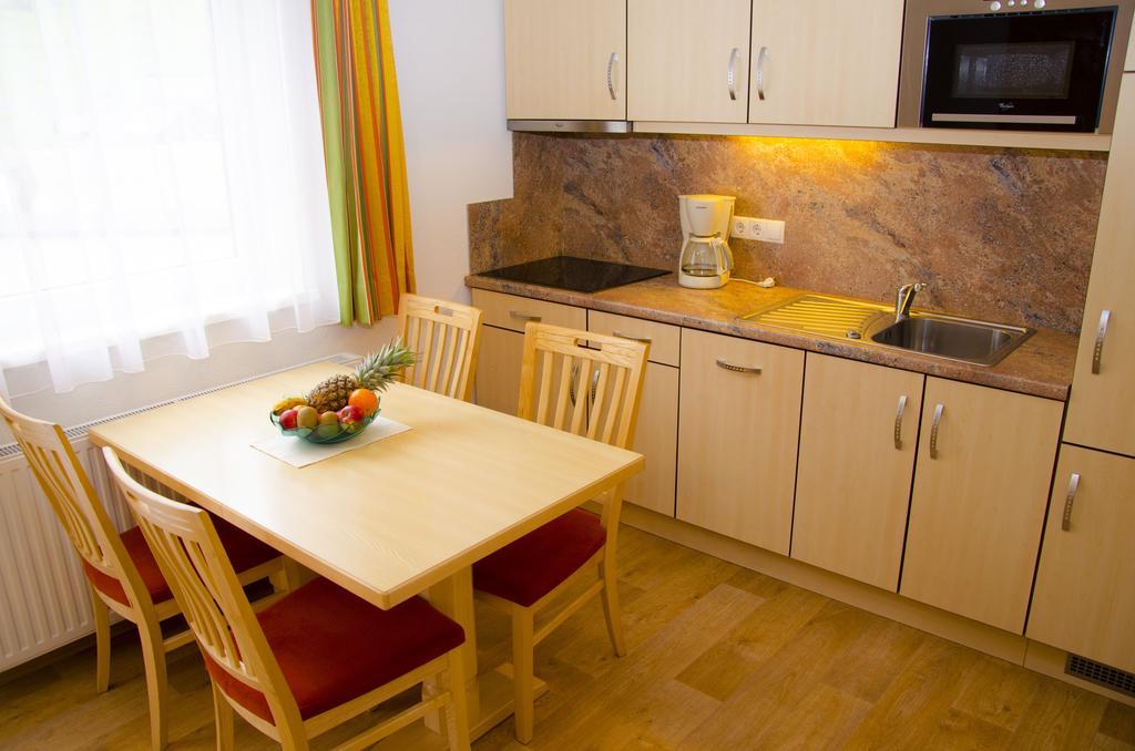 Hotel Garni Alpenblick Ішгль Екстер'єр фото